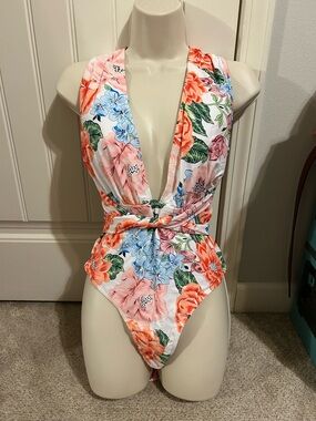 NWT Edel Qual Multi Wear Deep Plunge Floral One Piece Swimsuit Sz XL